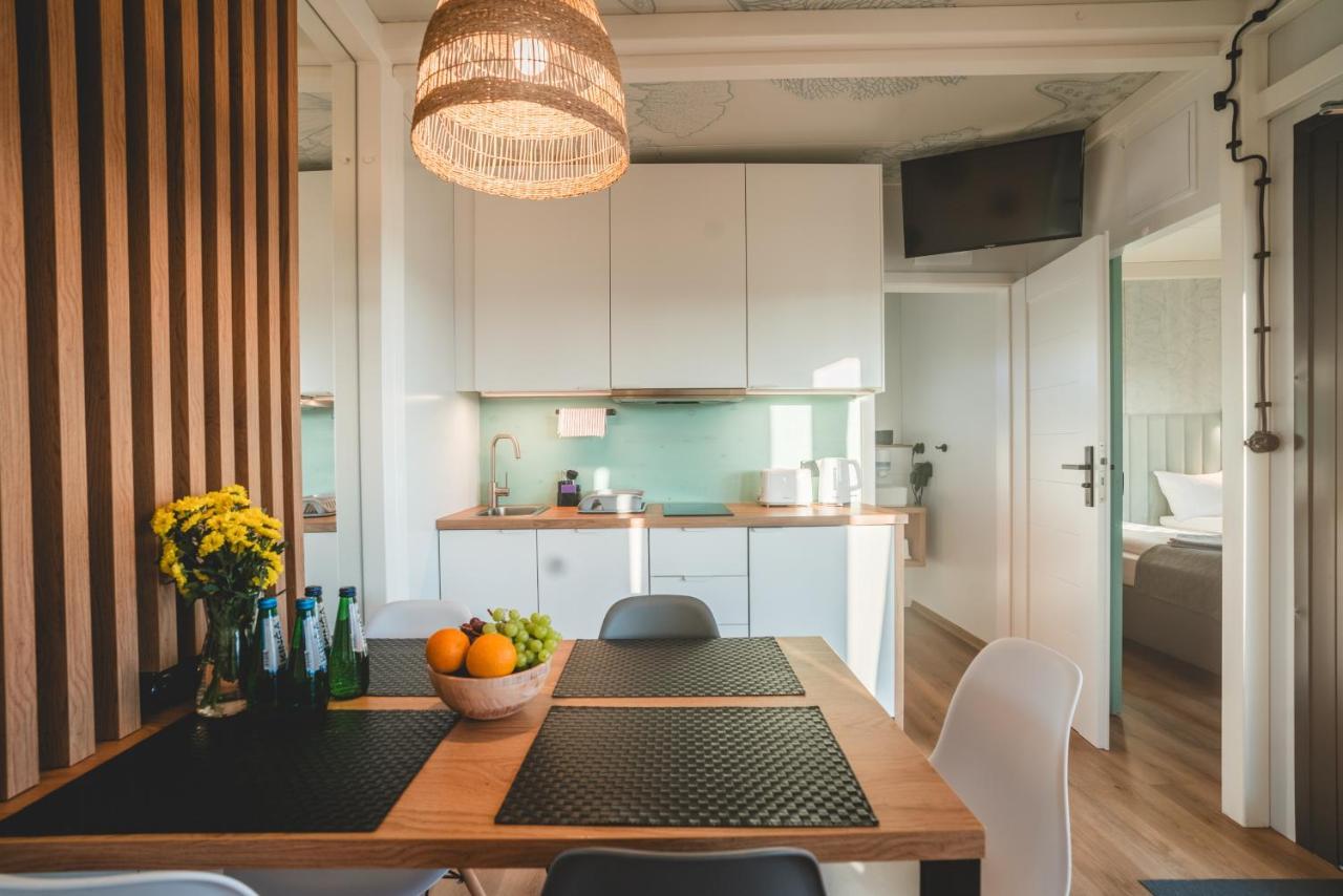 Rresort - Domki Z Krytym I Podgrzewanym Basenem, Sauna, Wifi, Parking W Cenie! Ревал Екстериор снимка