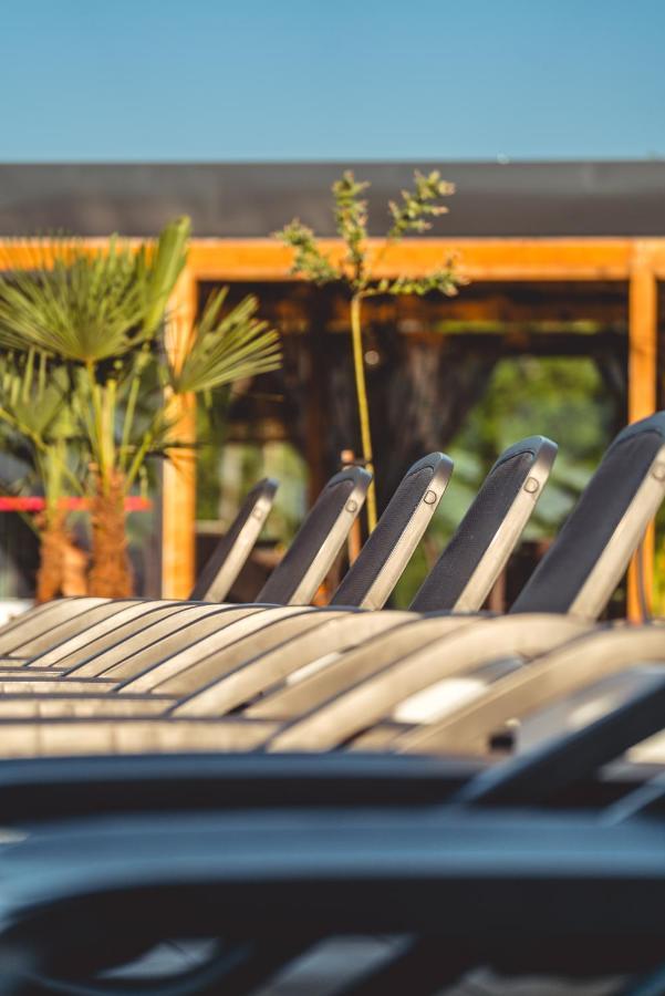 Rresort - Domki Z Krytym I Podgrzewanym Basenem, Sauna, Wifi, Parking W Cenie! Ревал Екстериор снимка