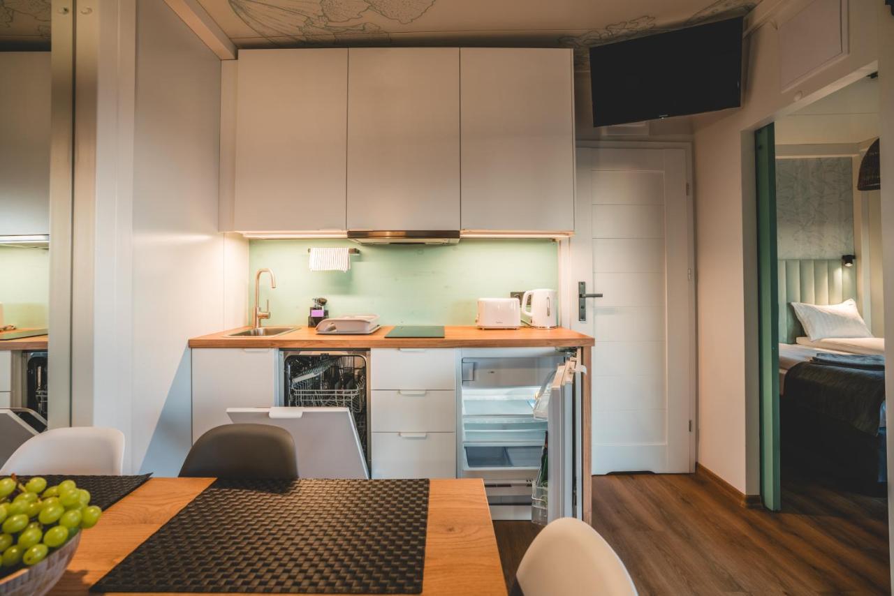 Rresort - Domki Z Krytym I Podgrzewanym Basenem, Sauna, Wifi, Parking W Cenie! Ревал Екстериор снимка